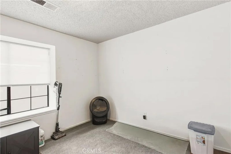 1418 Nut Tree
