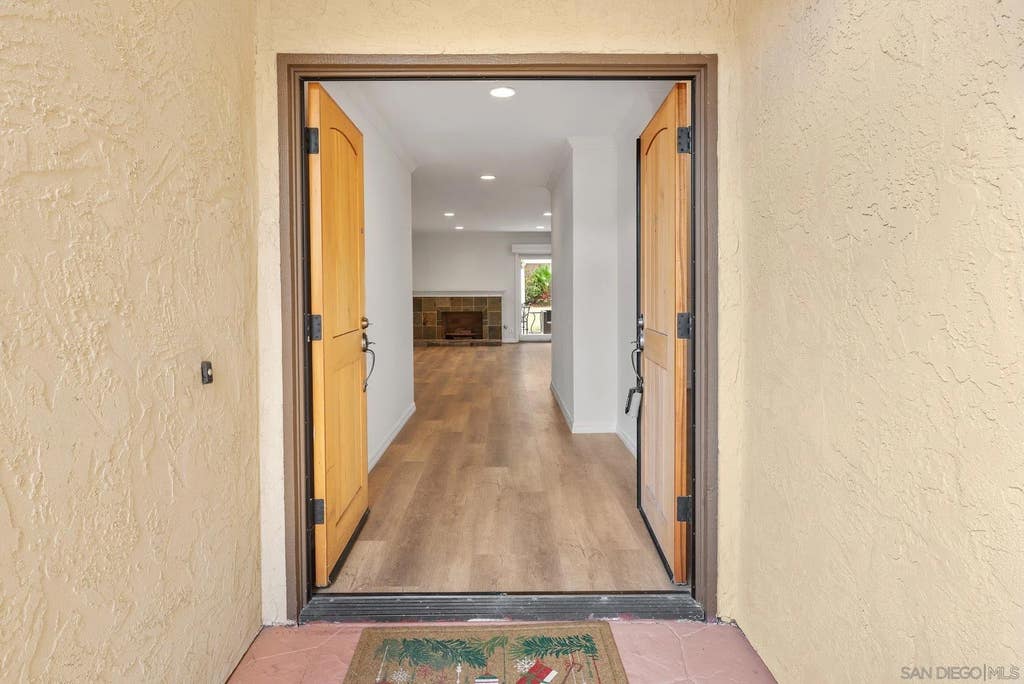 Photo of 2814 Luciernaga St, Carlsbad, CA 92009 (MLS # 260020575)