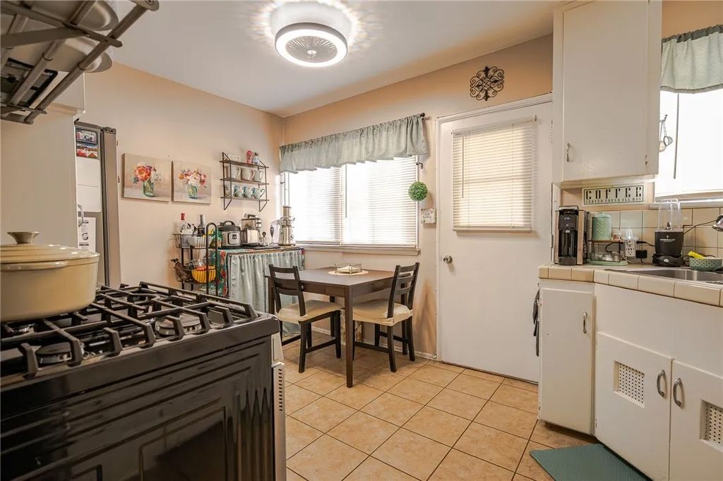 Photo of 813 W Ramona Road, Alhambra, CA 91803 (MLS # WS26016200)