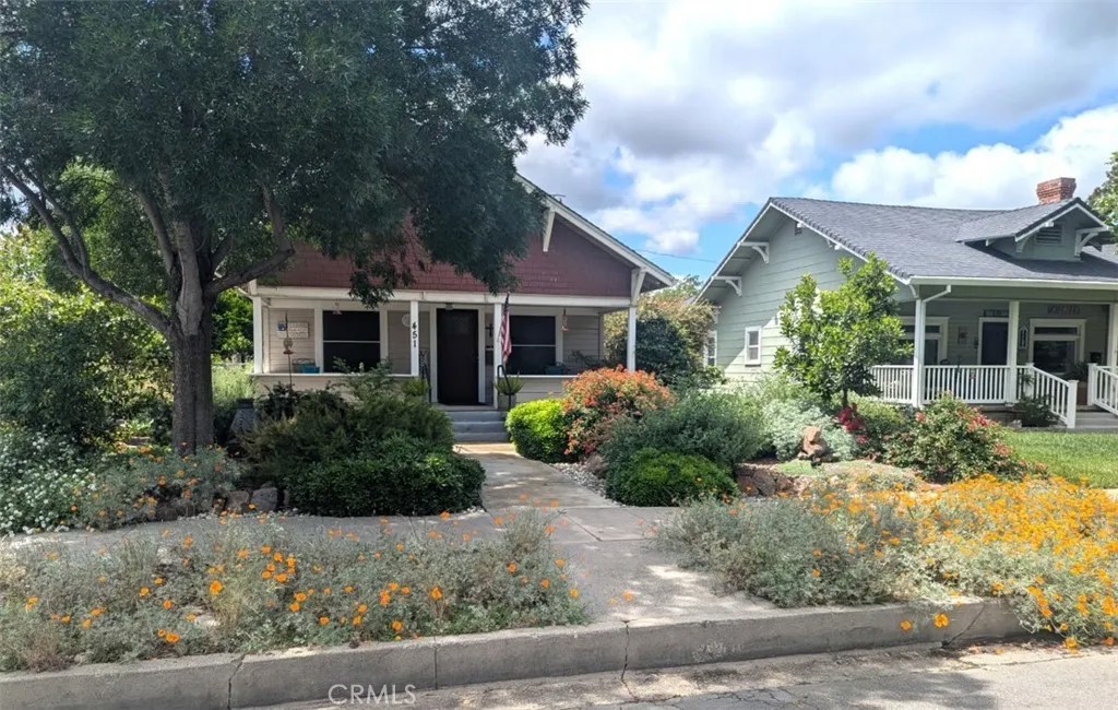 451 S Plumas Street