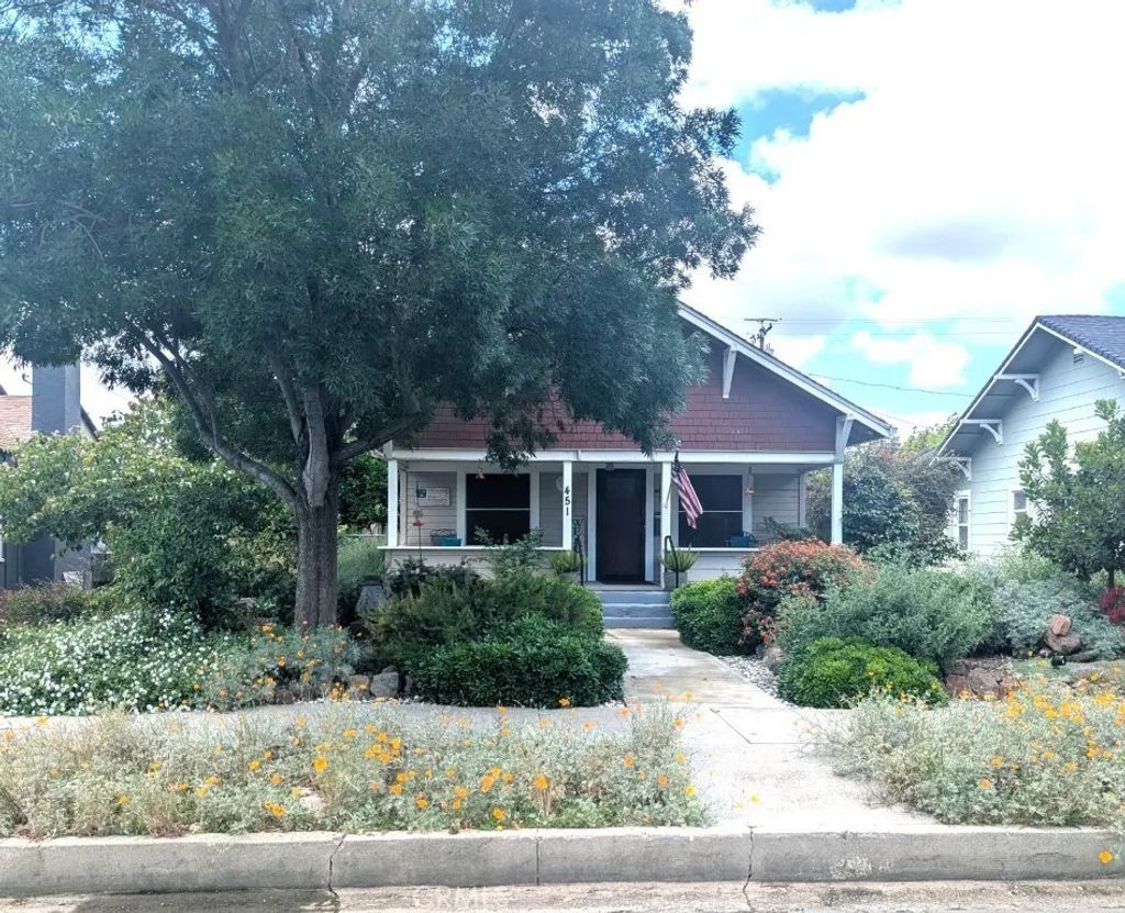Photo of 451 S Plumas Street, Willows, CA 95988 (MLS # SN26098608)