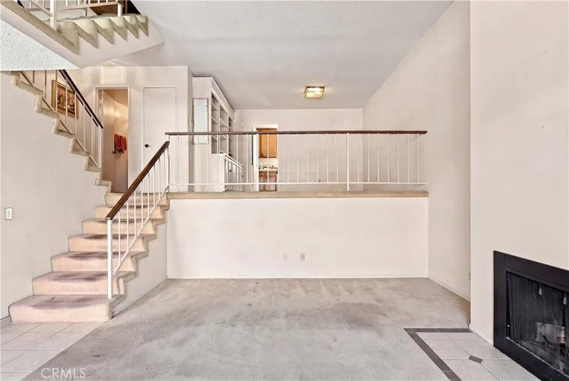 2450 E Del Mar Blvd 17