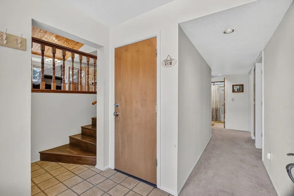 2421 Oakwood Court