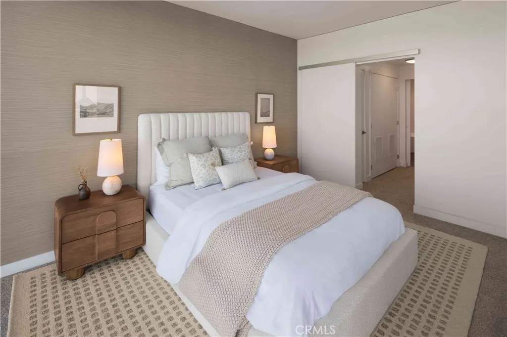 9 MacArthur Place 2102