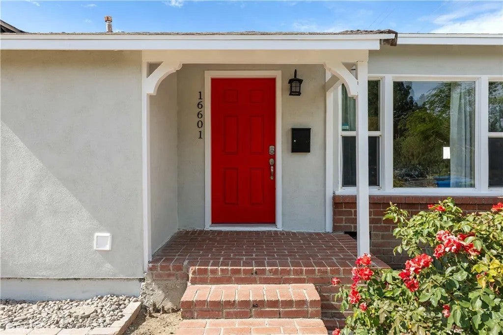 Photo of 16601 Valerio Street, Los Angeles, CA 91406 (MLS # IV26162739)