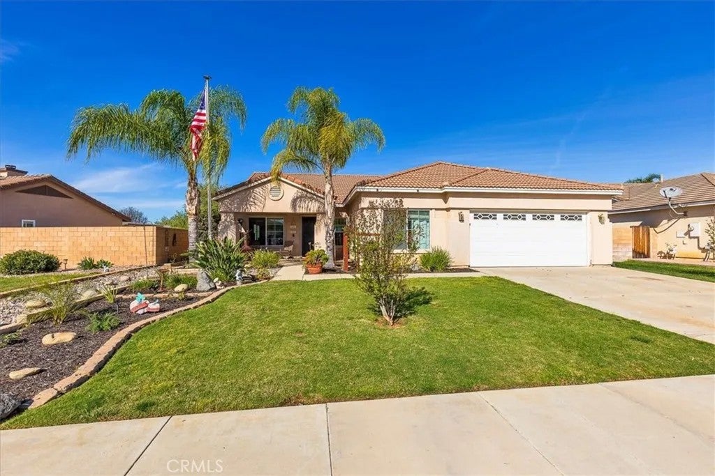 Photo of 36571 Cheval Dr, Winchester, CA 92596 (MLS # SW26074257)