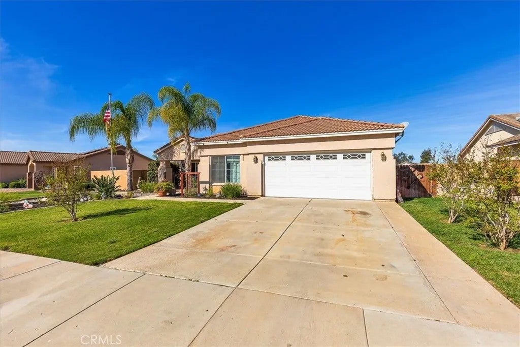 Photo of 36571 Cheval Dr, Winchester, CA 92596 (MLS # SW26074257)