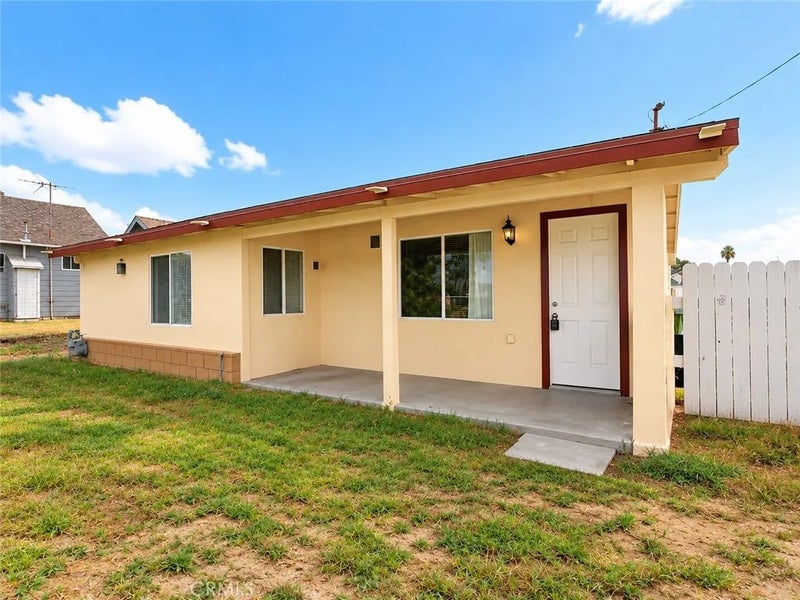 10878 Crowther Lane