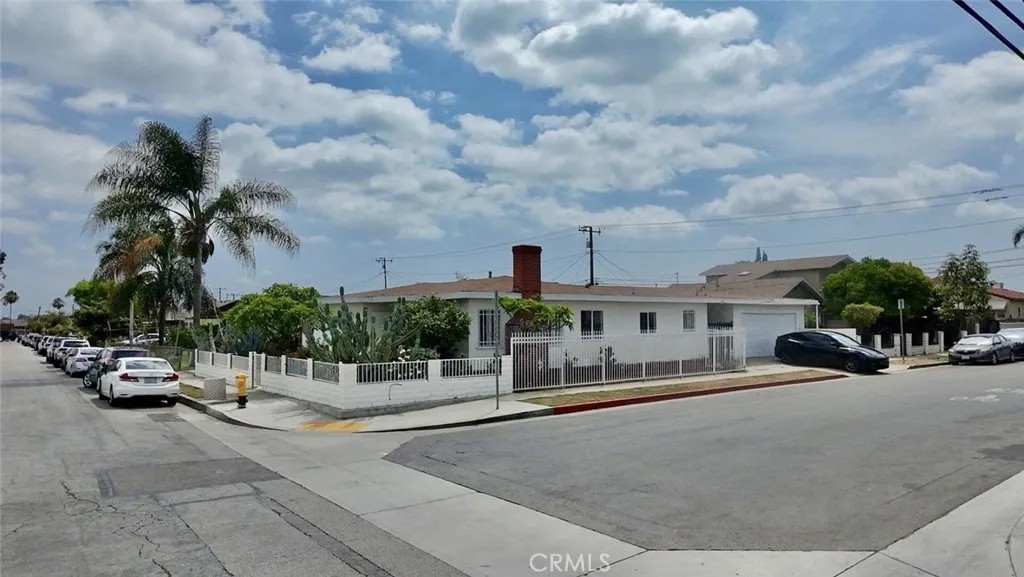 701 Findlay Ave