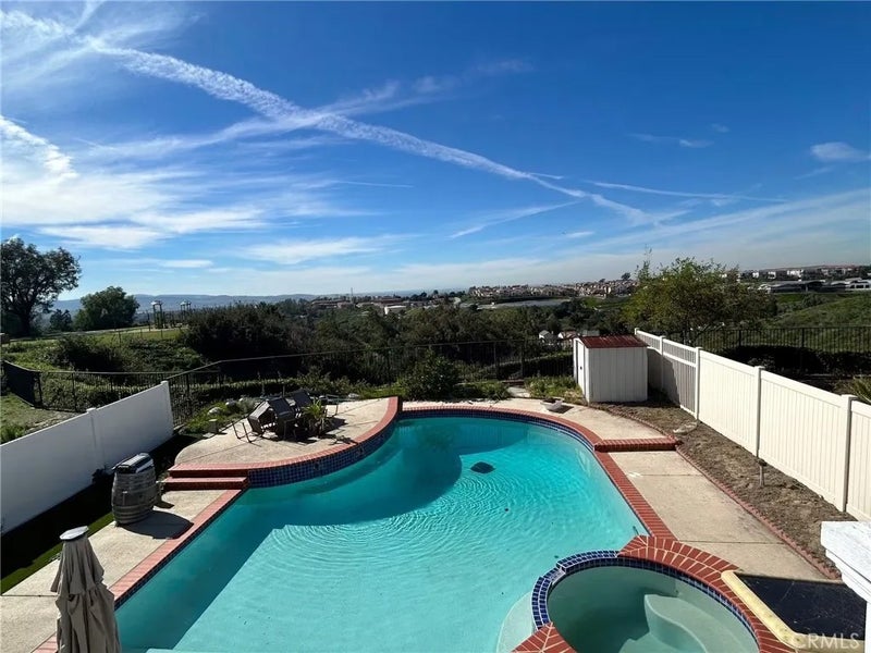 21095 Skylark Drive