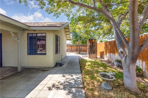 Tiny photo for 25187 Lincoln Avenue, Hemet, CA 92544 (MLS # SW25239824)
