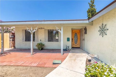 Tiny photo for 25187 Lincoln Avenue, Hemet, CA 92544 (MLS # SW25239824)