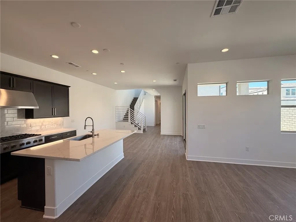27415 Creekwood Lane