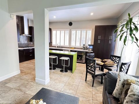 Tiny photo for 11770 Fantasia Ct, San Diego, CA 92131 (MLS # 250043314)