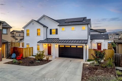 Photo of 946 Parkview PL, San Luis Obispo, CA 93405 (MLS # SC26099960)