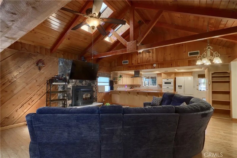 36125 Cedar Lane