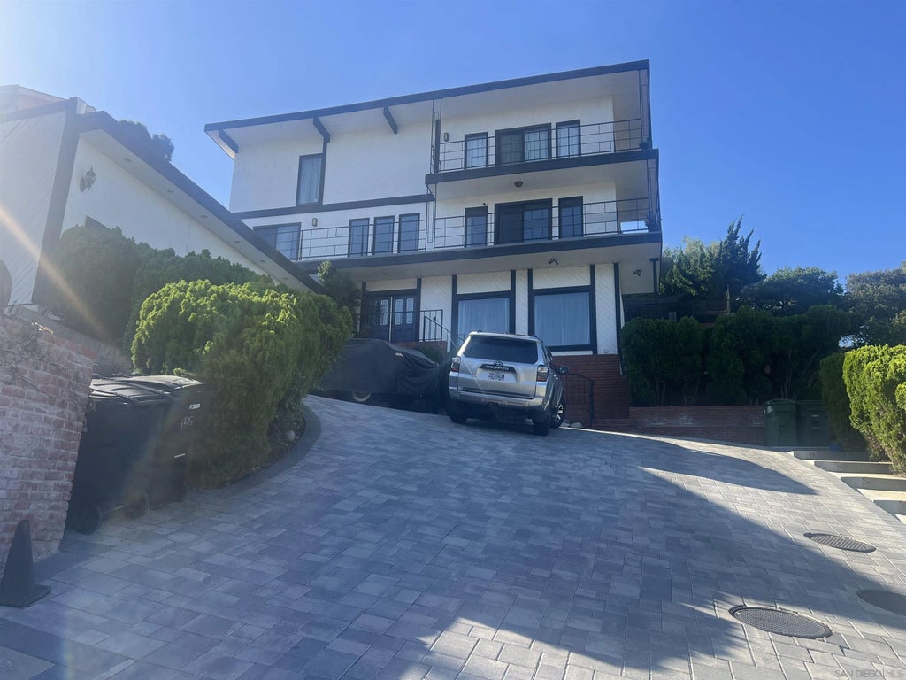 Photo of 4515 Valley Ridge, View Park, CA 90008 (MLS # 260025642)