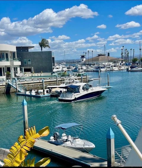 48 Antigua Ct Coronado CA 92118