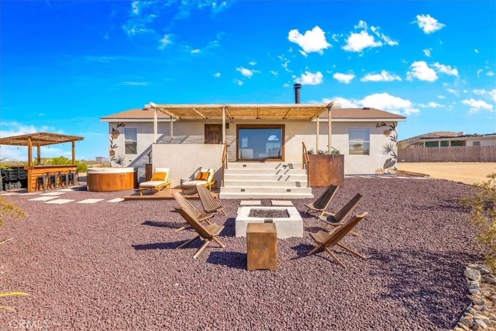 Photo of 60707 Sonora Rd, Joshua Tree, CA 92252 (MLS # JT25278066)