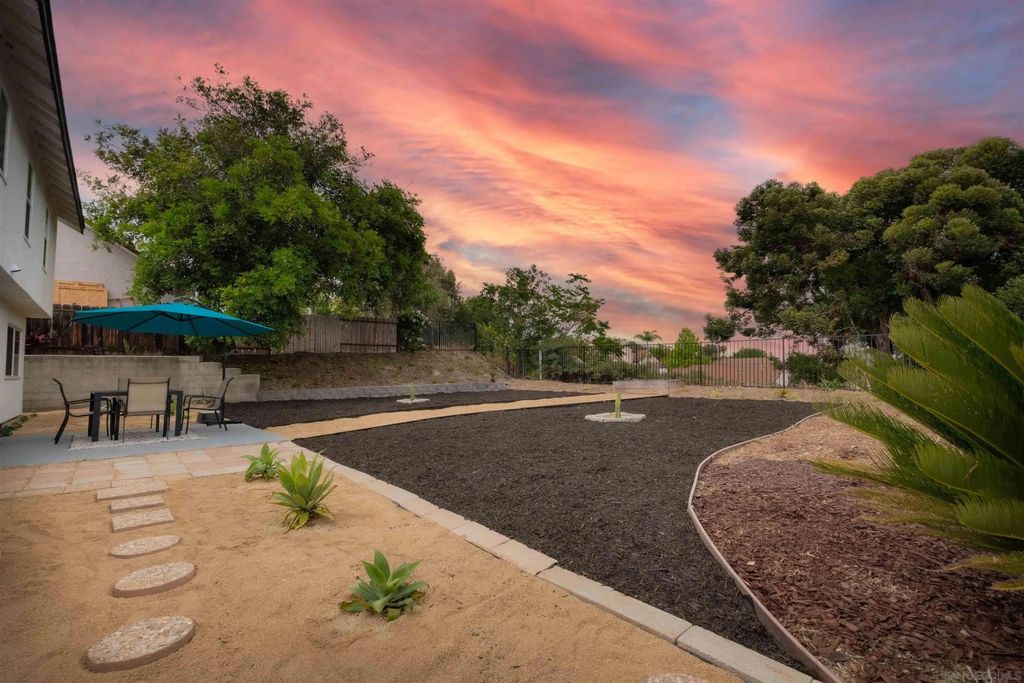 Photo of 1426 Westwood Pl, Oceanside, CA 92056 (MLS # 250037811)