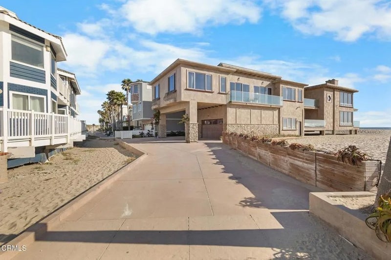 5160 Neptune Square