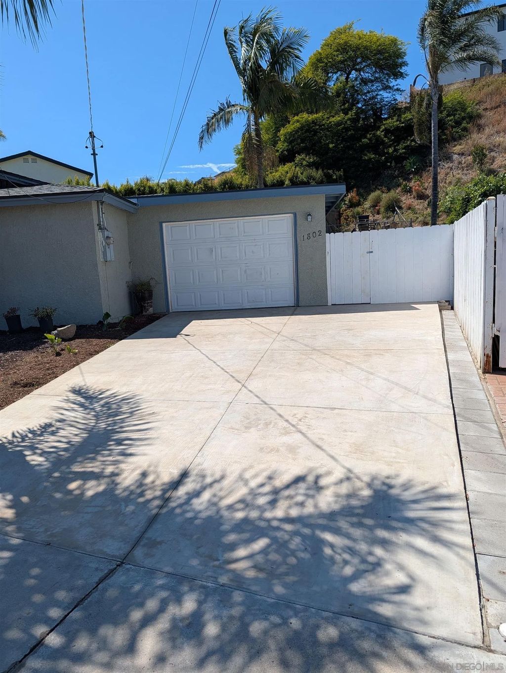 Photo of 1802 Crandall Dr, San Diego, CA 92111 (MLS # 260007784)