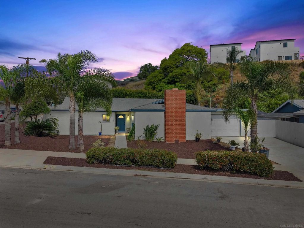 Photo of 1802 Crandall Dr, San Diego, CA 92111 (MLS # 260007784)