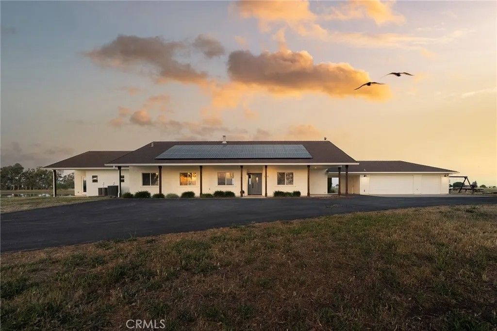 Photo of 6065 County Road 22, Orland, CA 95963 (MLS # SN26058294)