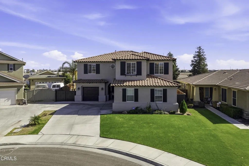 10109 Sharktooth Peak Drive
