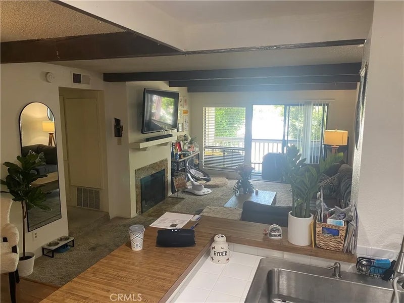 21372 Brookhurst 725