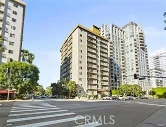 10747 Wilshire 904