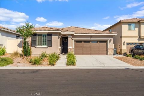 Tiny photo for 1790 Plume Ln, San Jacinto, CA 92583 (MLS # CV25247116)