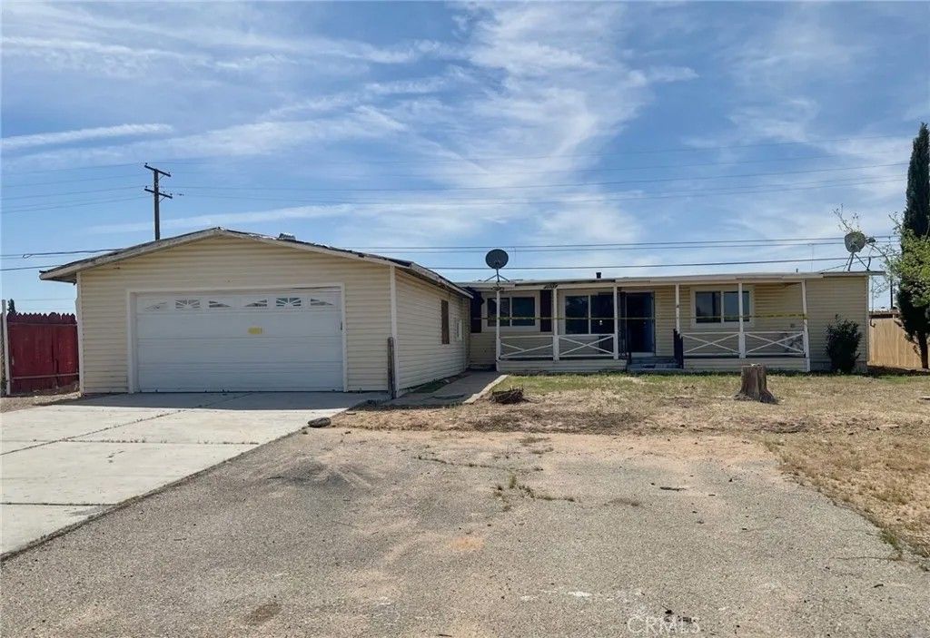 Photo of 27154 Anderson Street, Boron, CA 93516 (MLS # HD26072066)