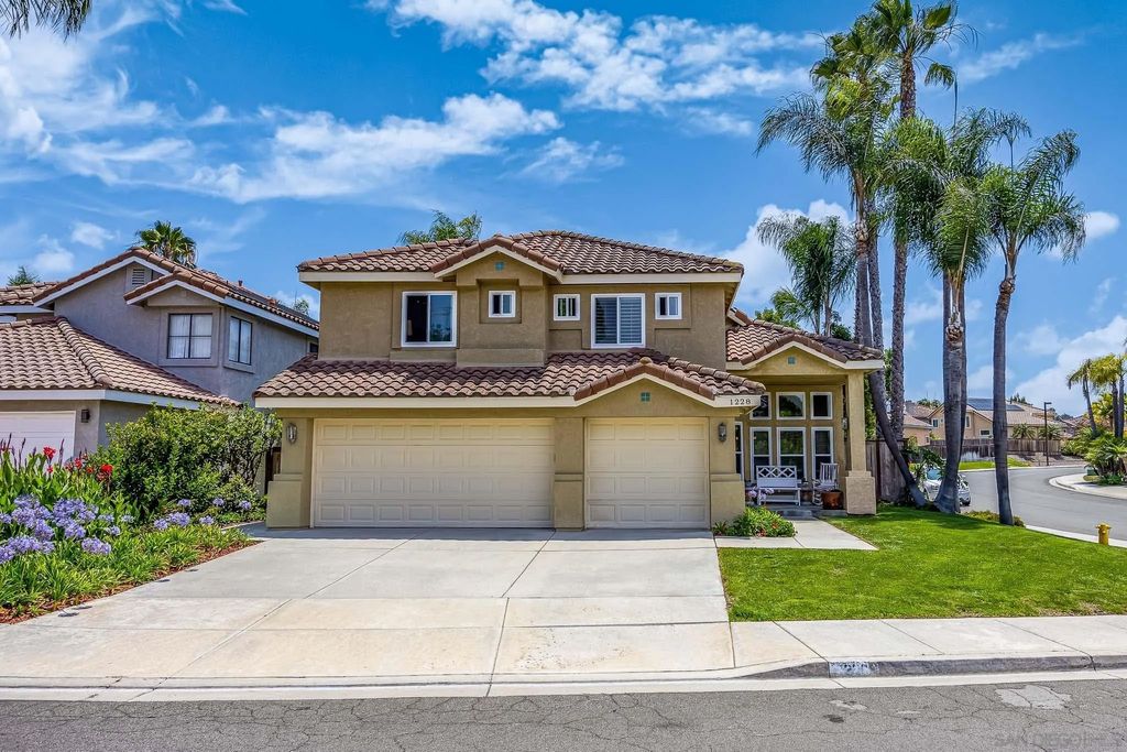 Photo of 1228 Calle Ultimo, Oceanside, CA 92056 (MLS # 260013708)