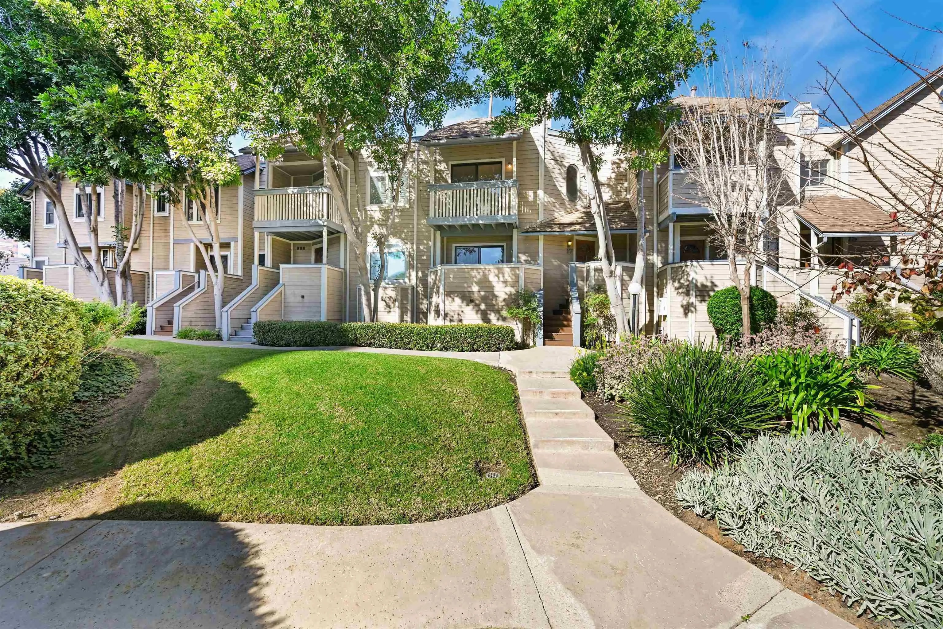 9260 Towne Centre Dr 17