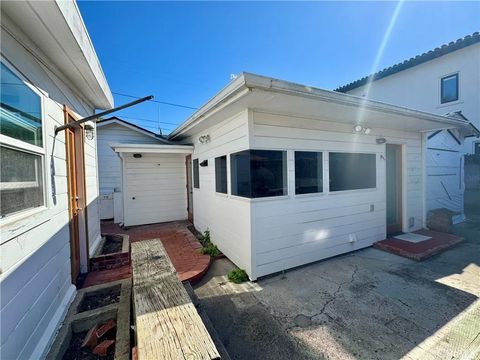 Tiny photo for 304 Windward Avenue, Pismo Beach, CA 93449 (MLS # PI25244876)