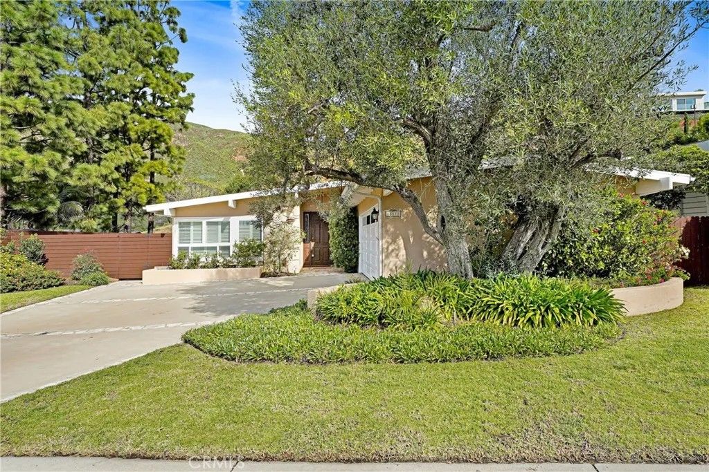 Photo of 18111 Sandy Cape, Malibu, CA 90265 (MLS # WS26033185)