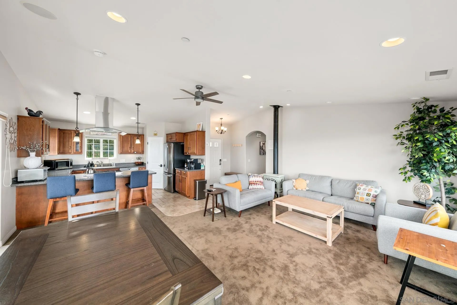 3304 Country Club Drive