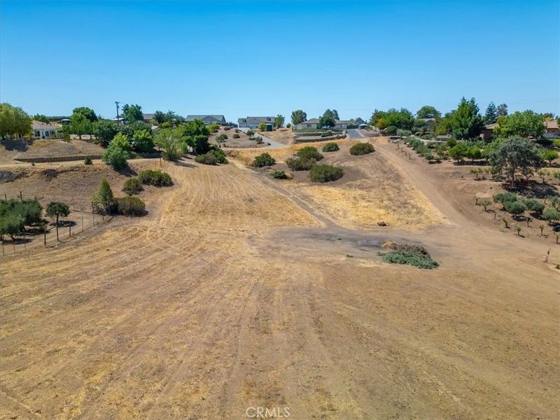 5035 Stagg Hill