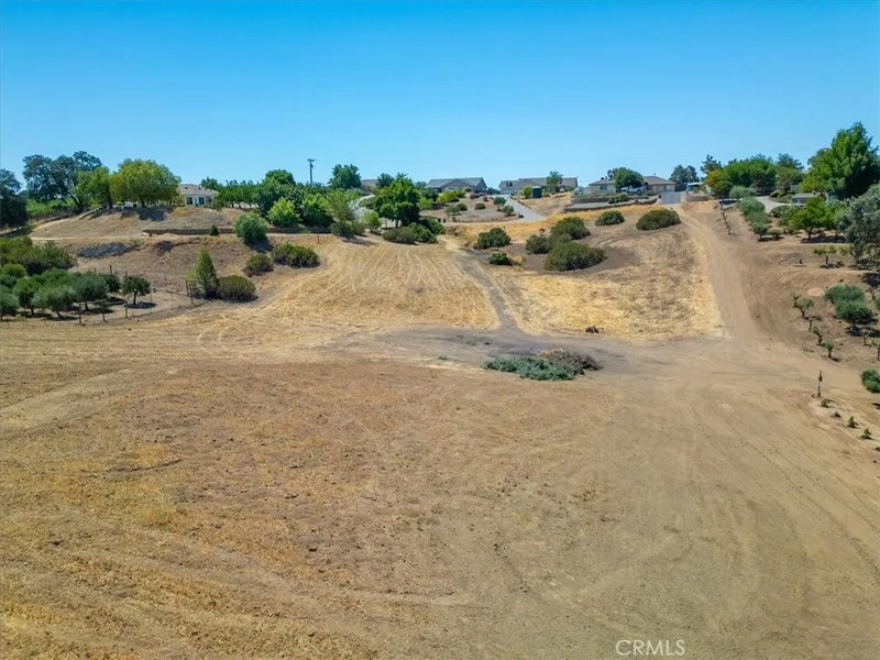 5035 Stagg Hill