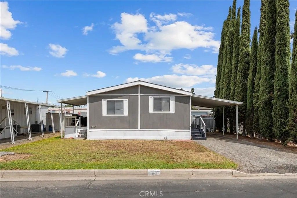 Photo of 41900 Ivy St #47, Murrieta, CA 92562 (MLS # SW25107380)