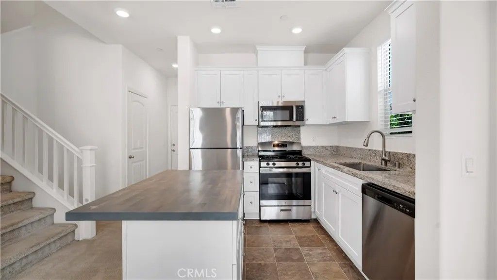Photo of 24134 Tuscany #2201, Murrieta, CA 92562 (MLS # OC26052224)