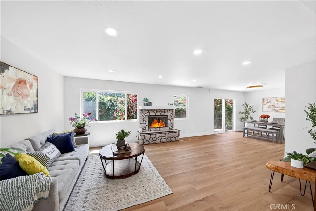 7552 Thousand Oaks