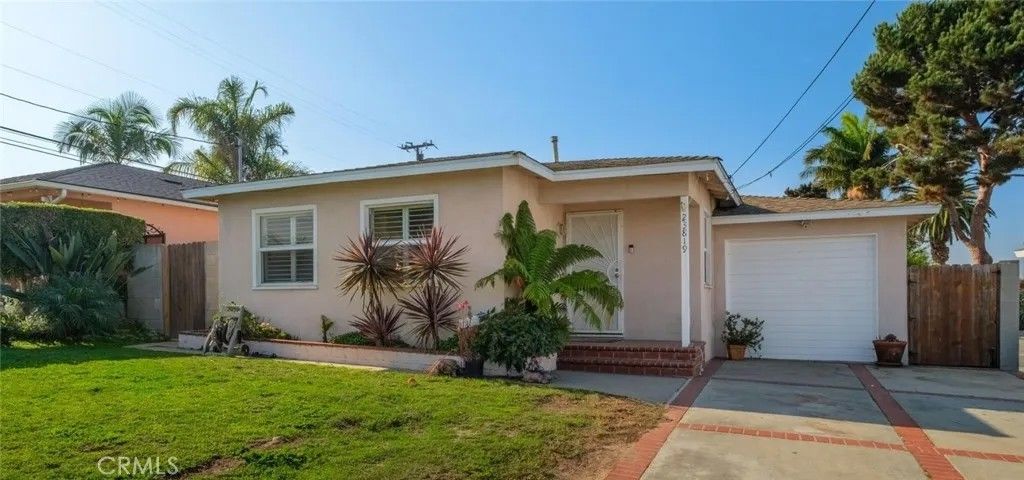 Photo of 23819 Pennsylvania Ave, Torrance, CA 90501 (MLS # SB25234735)