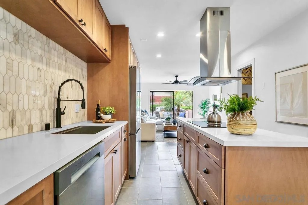 1225 Pacific Beach Dr. 1-O