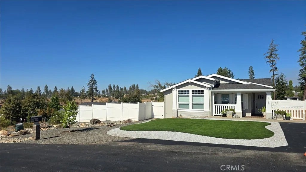 635 Boquest Boulevard