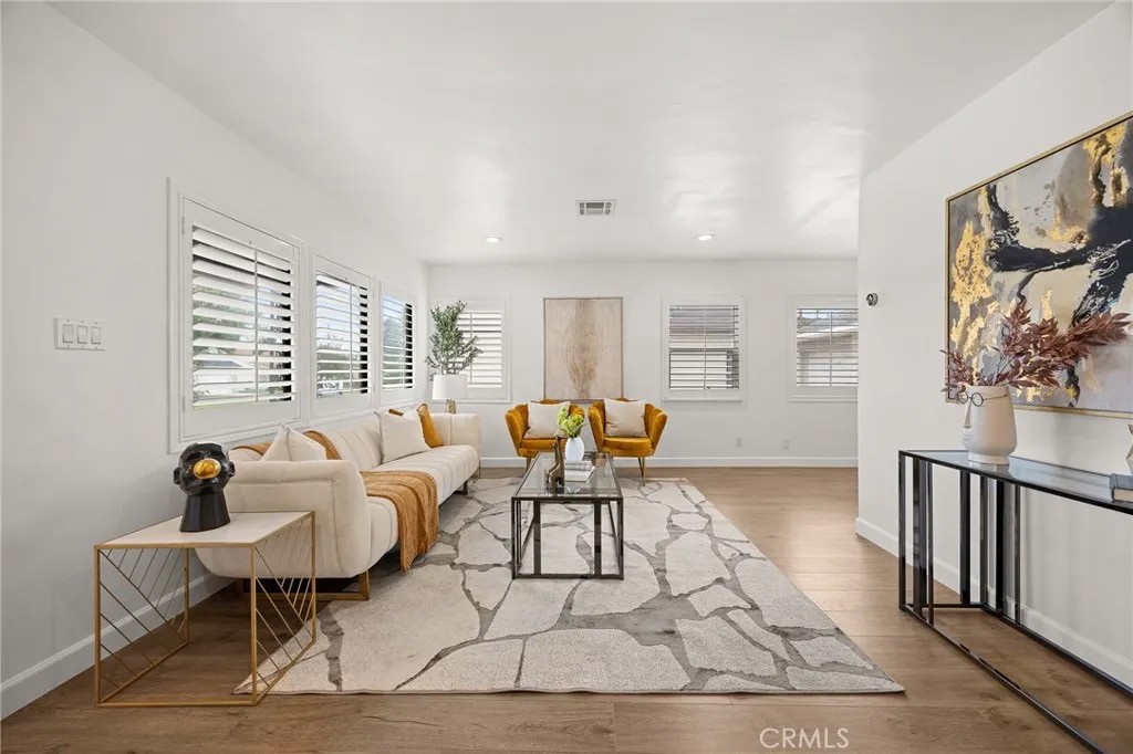 4903 Ardsley