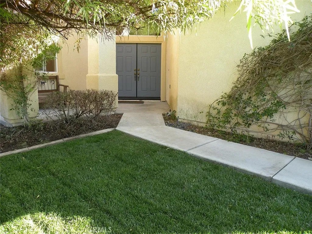 Photo of 2471 Menlo AVE, San Jacinto, CA 92583 (MLS # TR26205317)