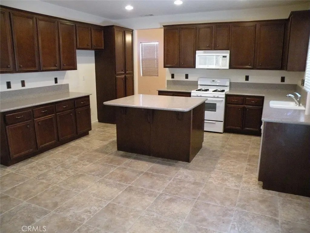 Photo of 2471 Menlo AVE, San Jacinto, CA 92583 (MLS # TR26205317)