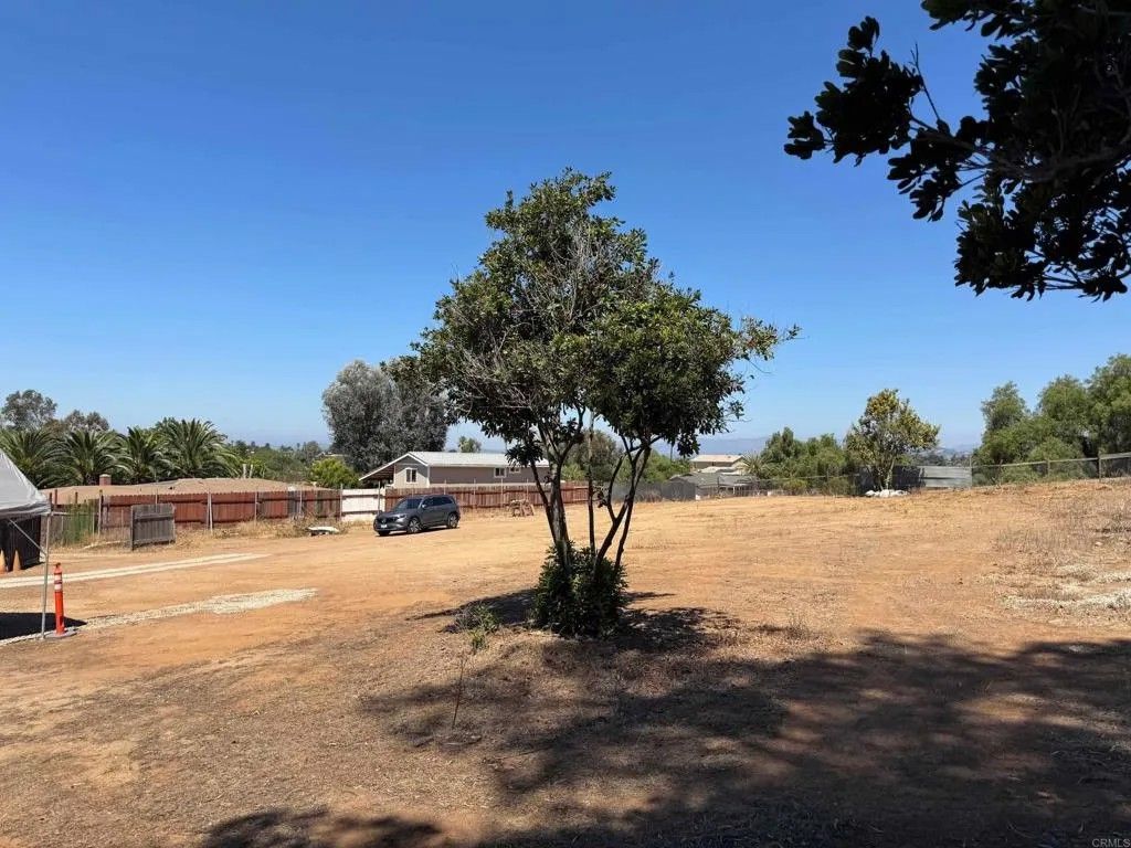 Photo of 2055 Riviera Dr, Vista, CA 92084 (MLS # NDP2508120)